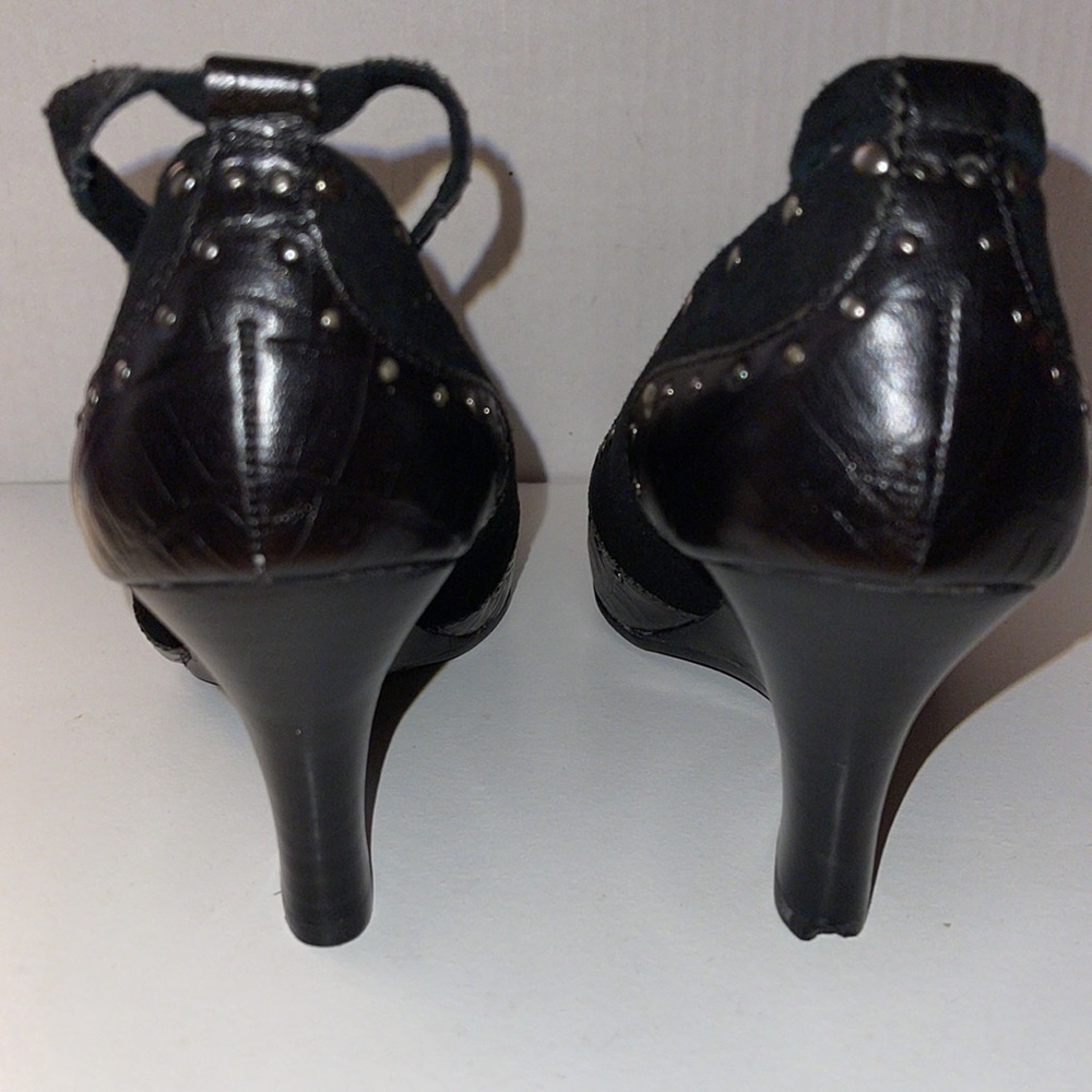 Restricted Shoes - image 3